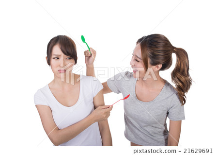 woman with her friend 21629691