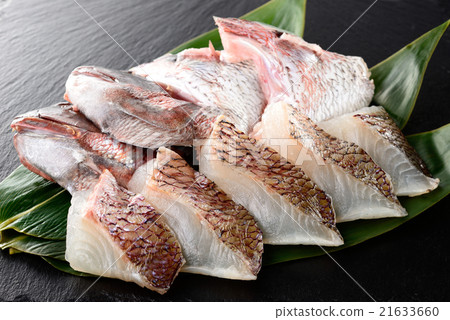 Red snapper fillet 21633660