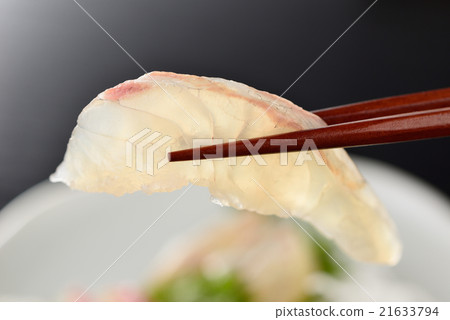 Snapper sashimi 21633794