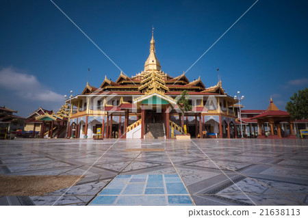 Mahamuni Paya, Mandalay, Myanmar. Mahamuni Paya, Mandalay, Myanmar. 21638113