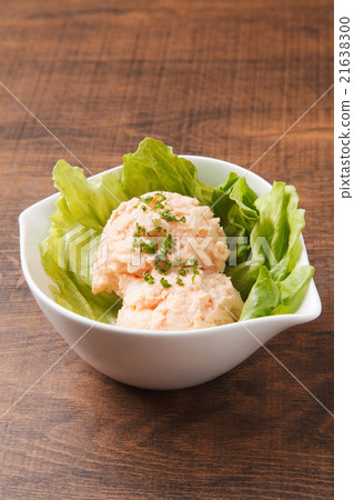 新鮮的土豆沙拉 新鮮的土豆沙拉 21638300