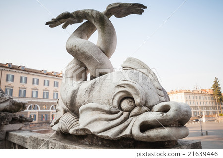Sculpture with fishes on the Piazza del Popolo 21639446