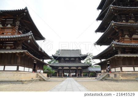Horyuji Temple 21645529