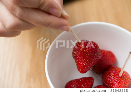草莓 21648318
