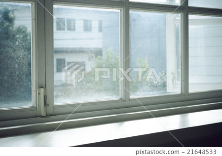 Window side Window side 21648533