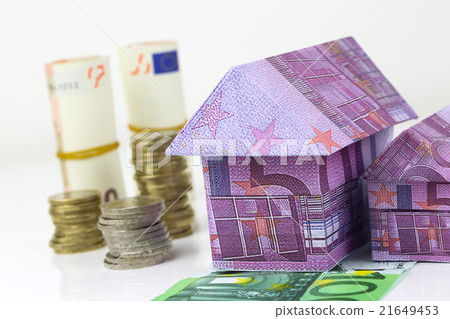 Euro bank notes House and coins 21649453