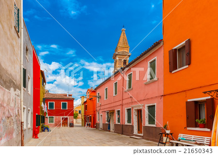Colorful houses on the Burano, Venice, Italy 21650343