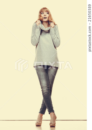 fashionable woman in full length fashionable woman in full length 21650389