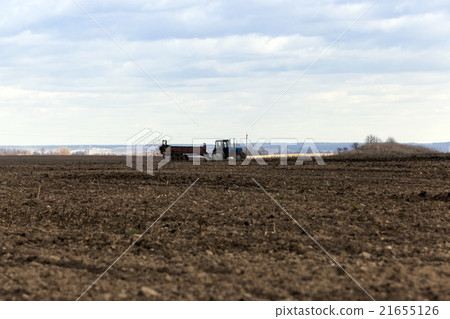 fertilizer agricultural field   21655126