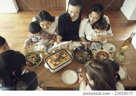 媽媽朋友的聚會 媽媽朋友的聚會 21659577