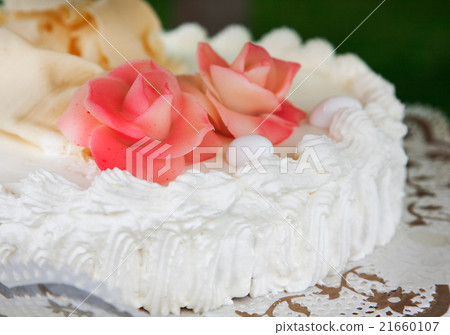 Detail of wedding cake. 21660107