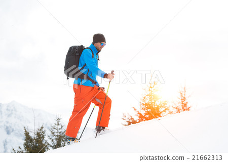 Randonnee ski trails alone in the alps 21662313