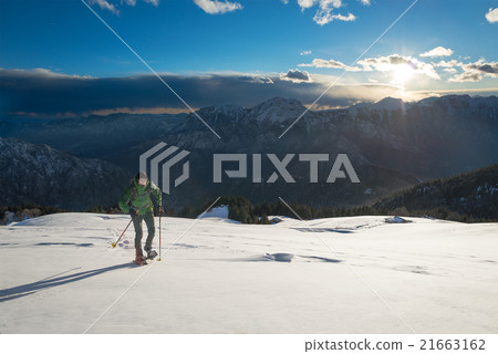 Sports training in a beautiful winter landscape. 21663162