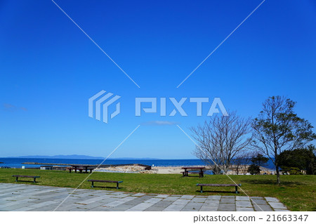 A refreshing beach A refreshing beach 21663347
