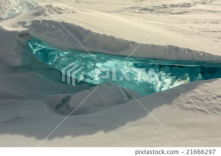 Snow sandwich with a transparent ice. Snow sandwich with a transparent ice. 21666297