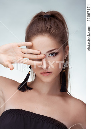 Portrait of young beautiful girl. Fashion photo Portrait of young beautiful girl. Fashion photo 21667174