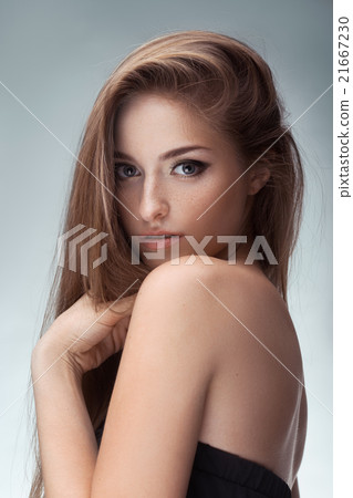 Portrait of young beautiful girl. Fashion photo Portrait of young beautiful girl. Fashion photo 21667230