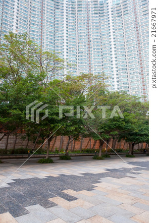 Pedestrian street and big apartment building 21667971