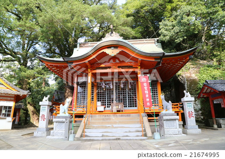Wakamiya Inari shrine Wakamiya Inari shrine 21674995