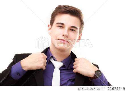Portrait of an attractive young businessman 21675349