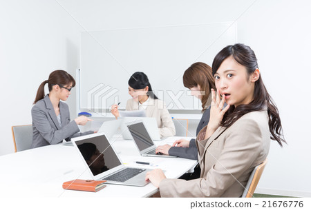 Business woman 21676776