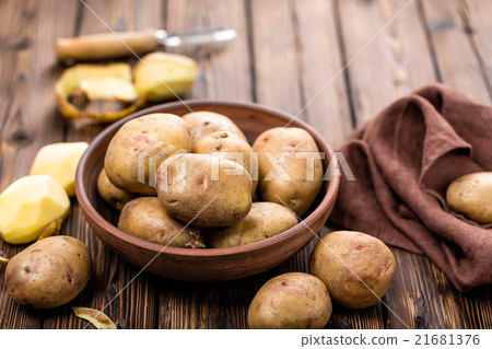potatoes potatoes 21681376