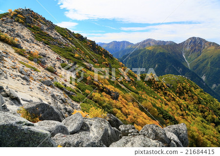 Southern Alps Kanondake mountain peak and Shiramine Misan 21684415