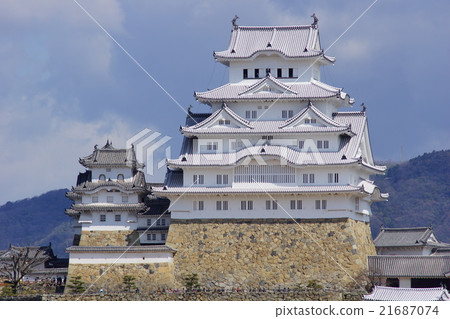 Himeji castle   21687074