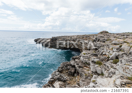 Coastline landscape in Salento, Apulia. Italy Coastline landscape in Salento, Apulia. Italy 21687391