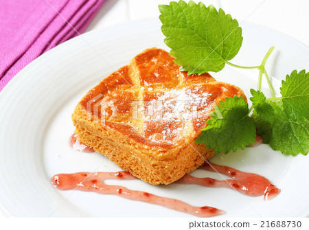 Dutch almond square cake 21688730