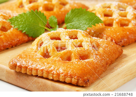 Little apricot pies 21688748