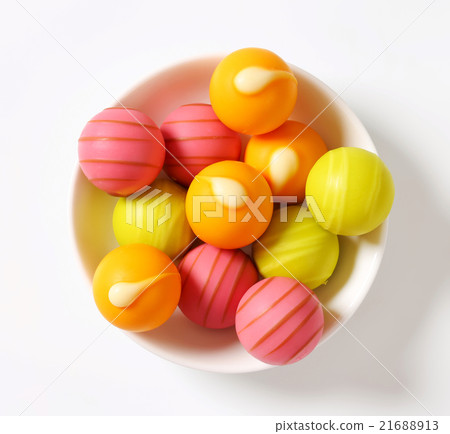 Fruit flavored bonbons Fruit flavored bonbons 21688913