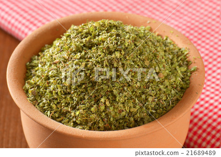 Dried Marjoram leaves 21689489