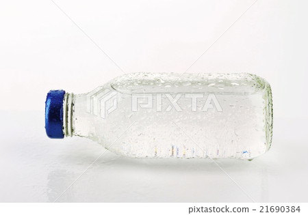Bottle of water Bottle of water 21690384