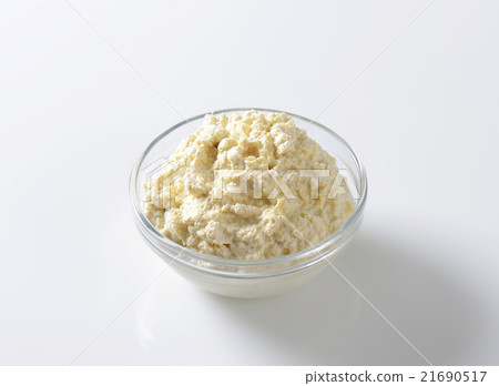 Horseradish sauce 21690517