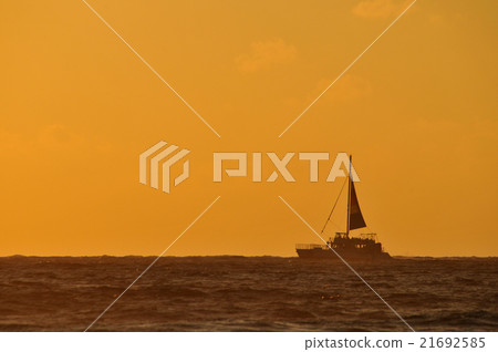 日落011 :(遊艇·太平洋）@USA>夏威夷>考艾島> Kekaha海灘 21692585
