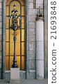 Antique bronze street lamp 21693848