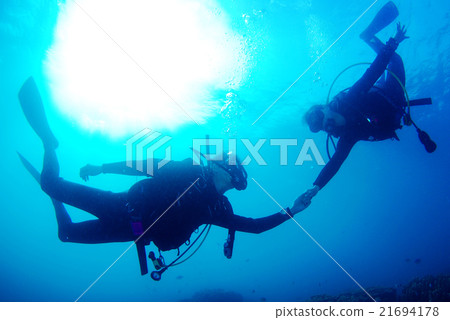 To connect hands 21694178