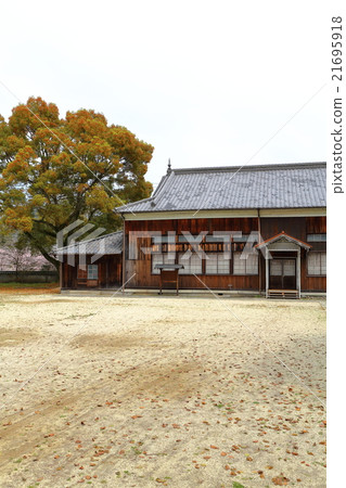 岩國中學紀念館和校園 21695918