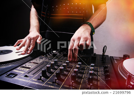 Hip Hop Party starts right now 21699796