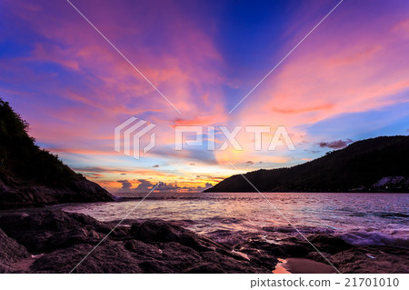 Sunset at Nai Harn Beach, Phuket Sunset at Nai Harn Beach, Phuket 21701010