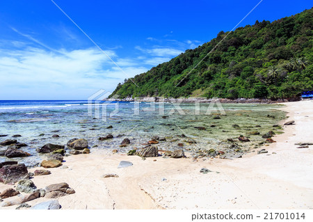 Rocky beach in Thailand Rocky beach in Thailand 21701014
