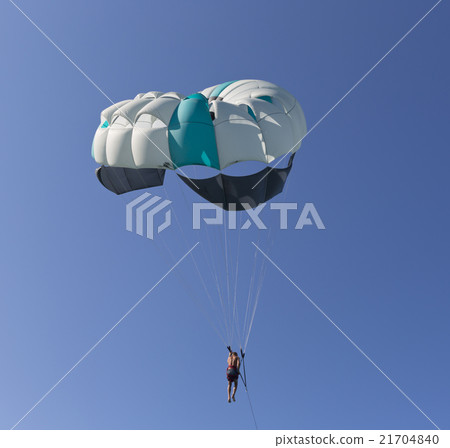 paraplan parachute in sky paraplan parachute in sky 21704840