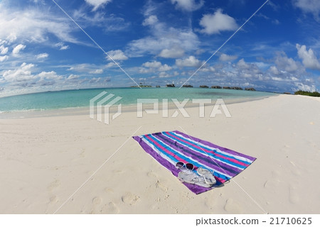 tropical beach landscape 21710625