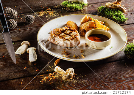steak with potato steak with potato 21712174