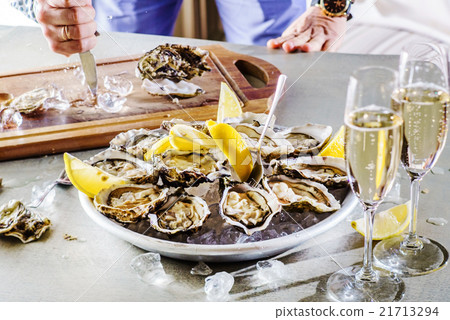 Opened Oysters 21713294