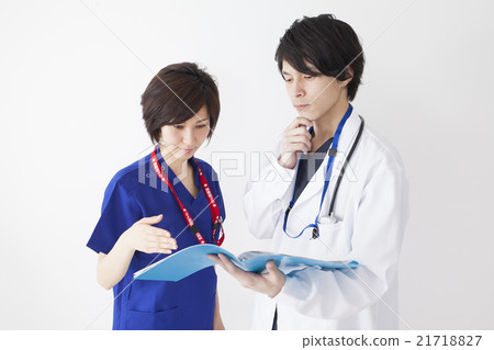 醫生穿著磨砂膏 醫生穿著磨砂膏 21718827