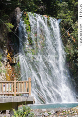 Maruo Falls 21719939