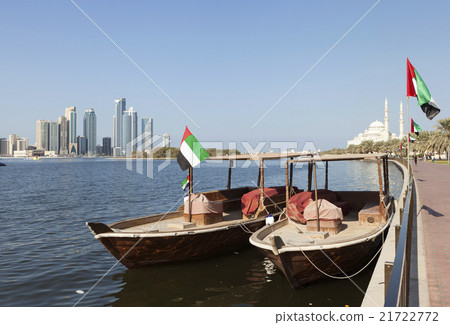 Abra boat overlooking the Khalid Lagoon. Sharjah.  21722772