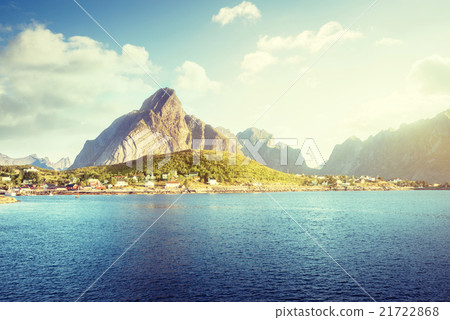 Reine Village, Lofoten Islands, Norway Reine Village, Lofoten Islands, Norway 21722868